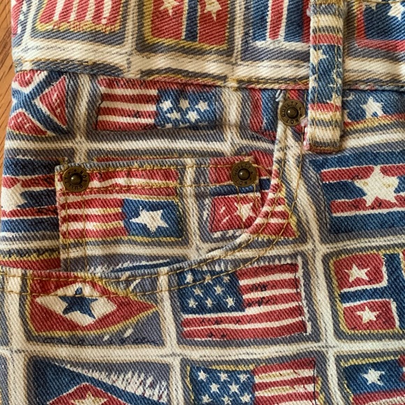 RARE VINTAGE USA/AMERICA “NOT GUILTY” BRAND FADED FLAGS HIPPIE DENIM - Picture 8 of 8